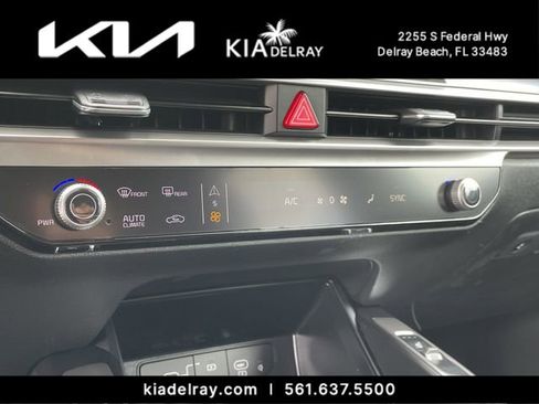 New 2026 Kia Sorento S FWD image 21