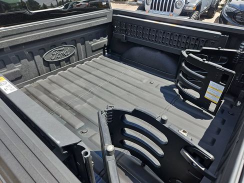 Used 2017 Ford F150 Lariat w/ Equipment Group 502A Luxury AWD/4WD image 23