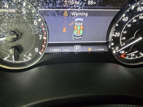 Used 2022 Nissan Armada SV RWD image 35