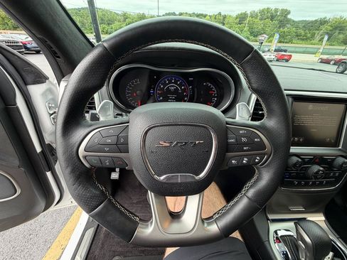 Used 2017 Jeep Grand Cherokee SRT AWD/4WD image 19