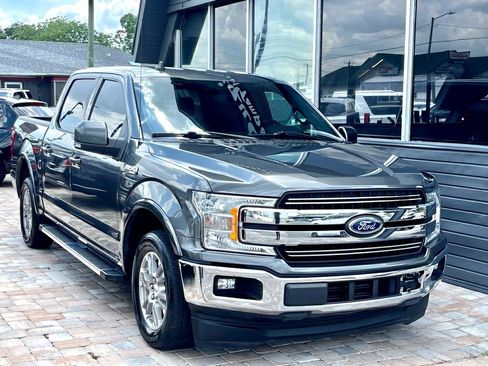 Used 2019 Ford F150 Lariat w/ Trailer Tow Package image 3