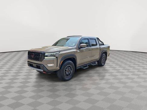 Used 2023 Nissan Frontier PRO-4X w/ Pro-4X Premium Package AWD/4WD image 8