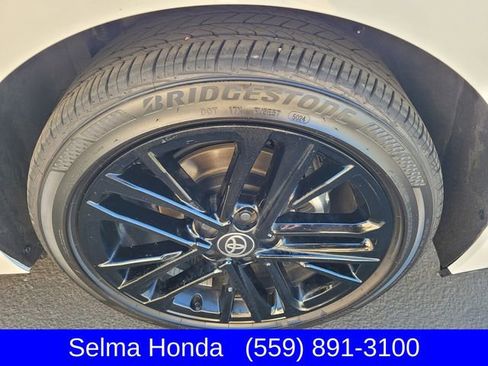 Used 2025 Toyota Camry SE image 26