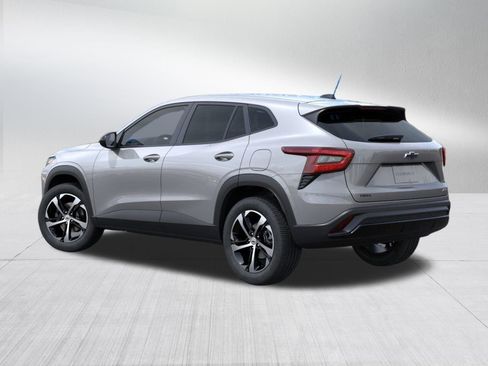 New 2026 Chevrolet Trax RS w/ Sunroof Package image 3