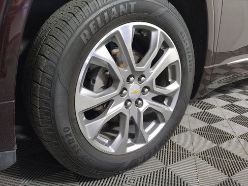 Used 2018 Chevrolet Traverse Premier AWD/4WD image 31
