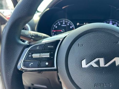 Certified 2023 Kia Forte LXS FWD image 20
