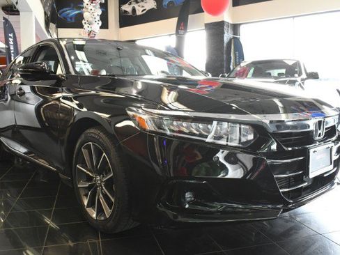 Used 2021 Honda Accord EX-L image 3