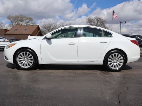 Used 2012 Buick Regal Leather FWD image 2