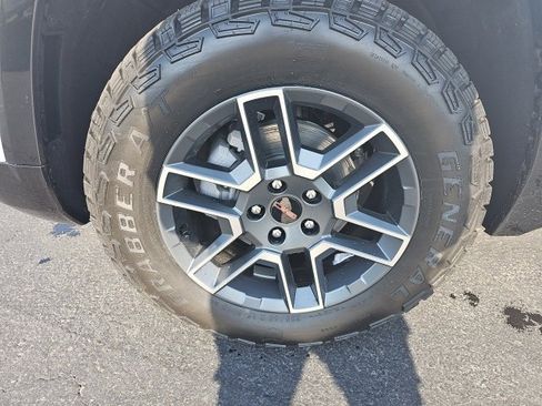 New 2026 GMC Terrain AT4 w/ LPO, Floor Liner Package image 73