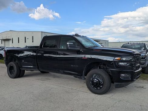 New 2026 RAM 3500 Big Horn AWD/4WD image 2