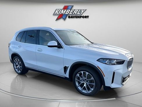 New 2026 BMW X5 xDrive40i w/ Climate Comfort Package image 7