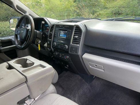 Used 2016 Ford F150 XLT w/ XTR Package image 18