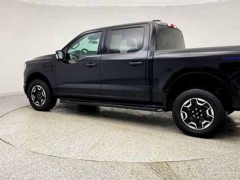 Used 2023 Ford F150 Lightning XLT image 7