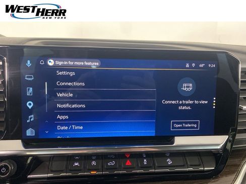 Used 2025 Chevrolet Silverado 1500 RST AWD/4WD image 3