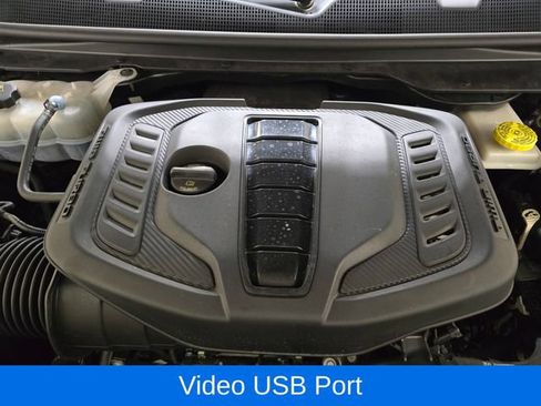 Used 2024 Jeep Wagoneer 4WD w/ Rear Seat Video Group 1 image 13