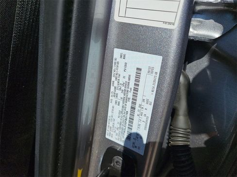 Used 2025 Ford F150 XLT w/ Equipment Group 301A Standard image 27