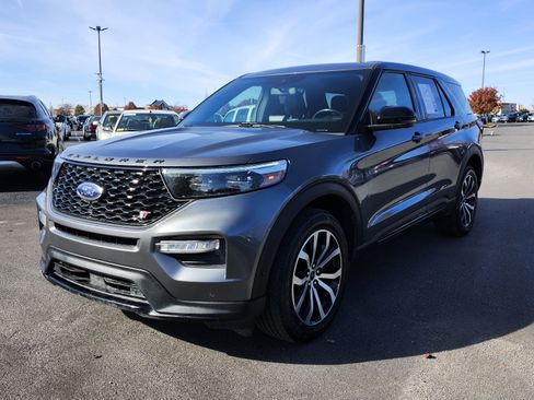 Used 2021 Ford Explorer ST w/ Equipment Group 401A image 14