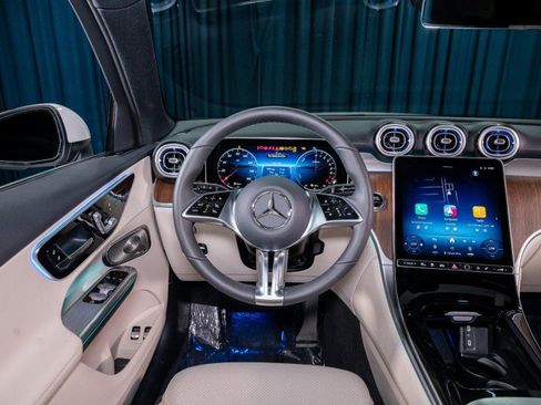 New 2026 Mercedes-Benz GLC 350e 4MATIC image 15