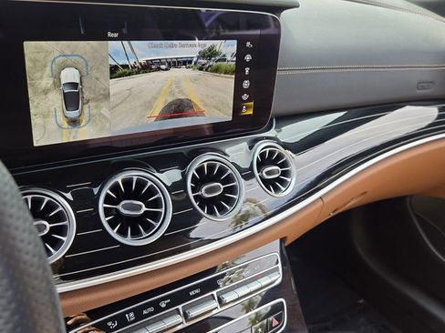 Used 2023 Mercedes-Benz E 450 Cabriolet image 20