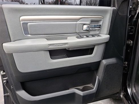 Used 2018 RAM 1500 Big Horn image 13