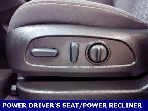 Used 2022 Chevrolet Equinox LT image 12