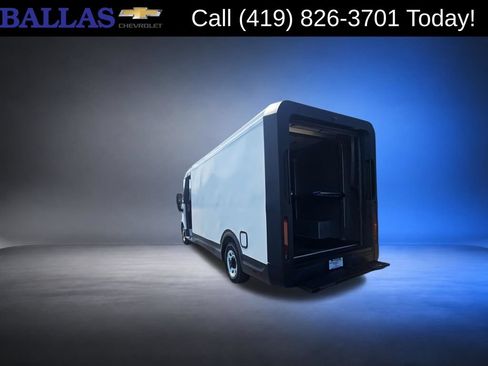 Used 2024 Chevrolet Brightdrop 600 AWD/4WD image 7