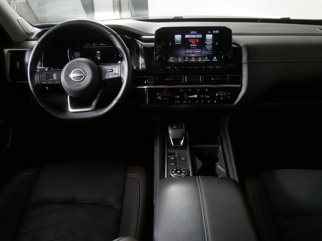 Used 2023 Nissan Pathfinder Platinum AWD/4WD image 20