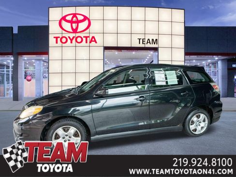Used 2005 Toyota Matrix FWD image 1