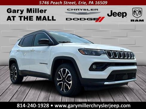 Used 2024 Jeep Compass Limited image 1