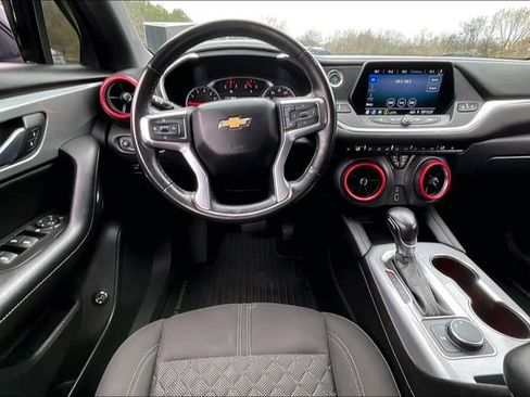 Used 2020 Chevrolet Blazer LT image 8