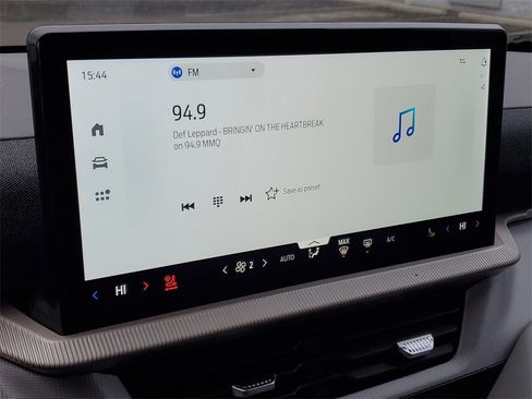 New 2026 Ford Explorer Active w/ Active Comfort Package image 17