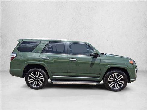 Used 2022 Toyota 4Runner Limited AWD/4WD image 4