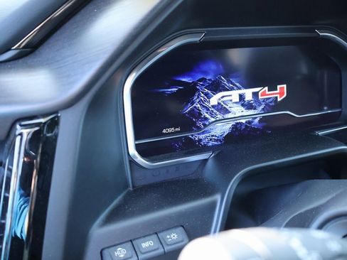 Certified 2025 GMC Sierra 1500 AT4 w/ Technology Package image 18