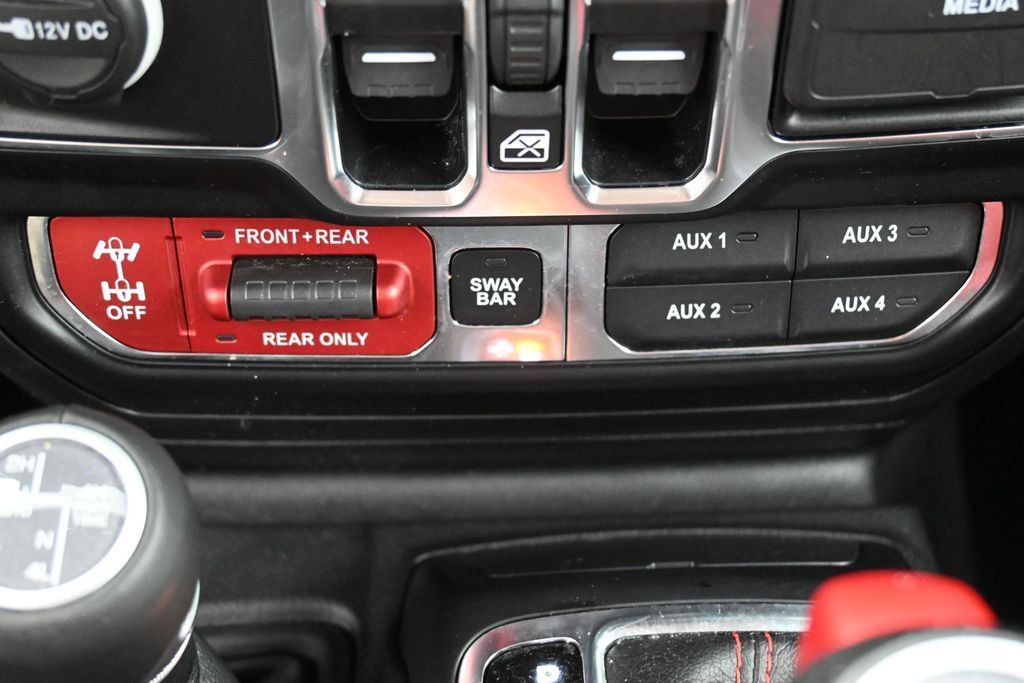 Used 2023 Jeep Wrangler Unlimited Rubicon 4xe AWD/4WD image 24
