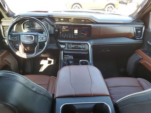 Certified 2024 GMC Sierra 1500 Denali Ultimate AWD/4WD image 29