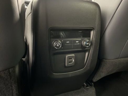 Used 2023 Buick Enclave Essence w/ Sport Touring Edition image 35