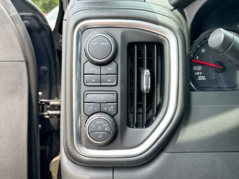 Used 2020 Chevrolet Silverado 1500 LT w/ All-Star Edition AWD/4WD image 13