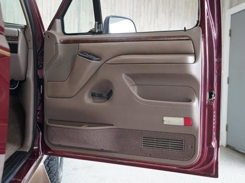 Used 1996 Ford Bronco Eddie Bauer image 29