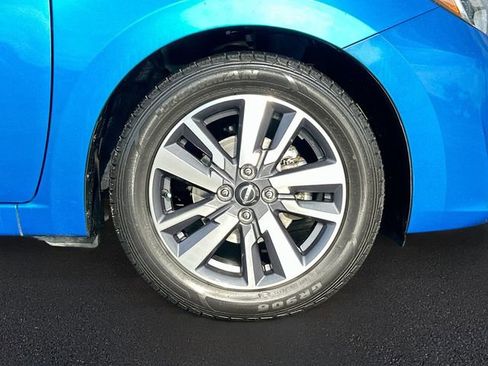 Used 2023 Nissan Versa SV image 27