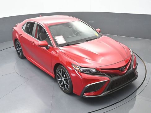 Used 2021 Toyota Camry SE FWD image 51