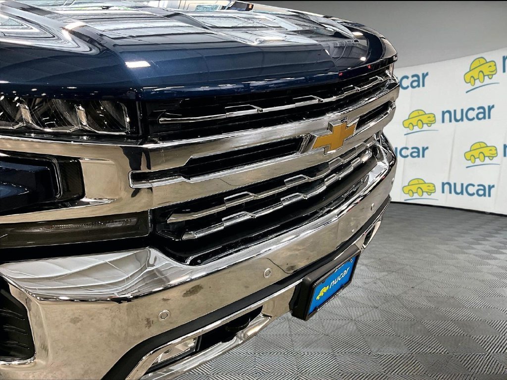 Used 2022 Chevrolet Silverado 1500 LTZ w/ LTZ Convenience Package II AWD/4WD image 33