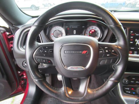 Used 2018 Dodge Challenger T/A image 9