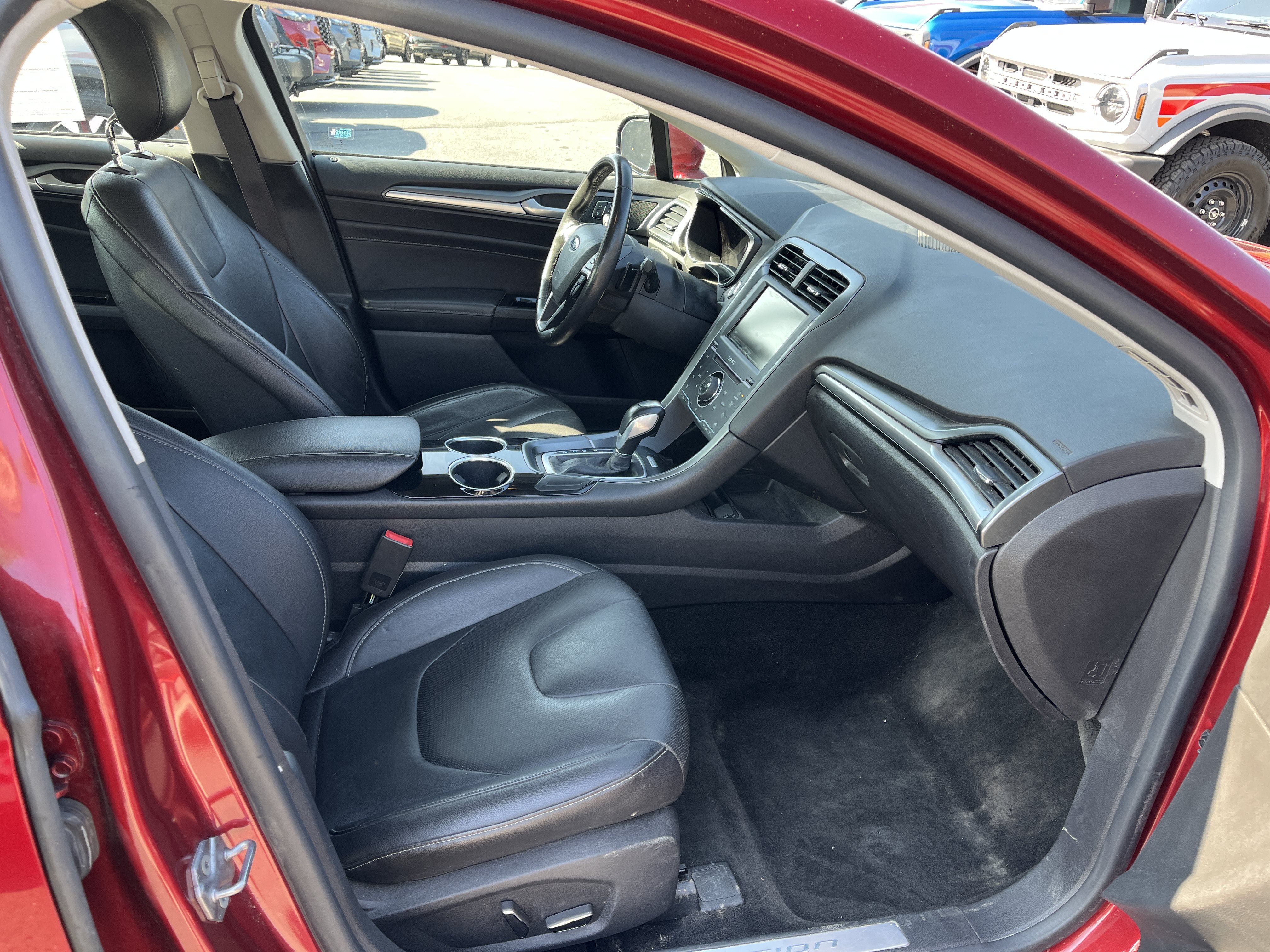 Used 2013 Ford Fusion Titanium w/ Titanium Driver Assist Pkg AWD/4WD image 6