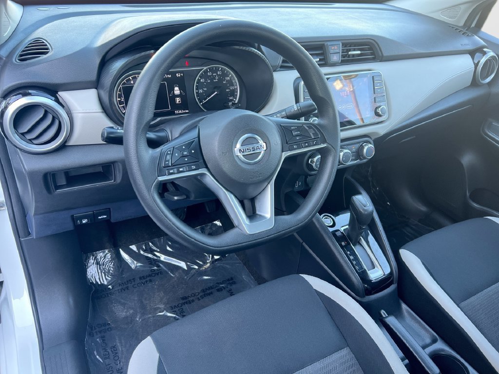 Used 2022 Nissan Versa SV FWD image 39