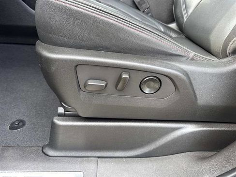 Used 2021 Chevrolet Suburban RST w/ Luxury Package image 14