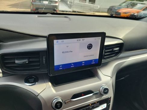 Used 2022 Ford Explorer XLT RWD image 22