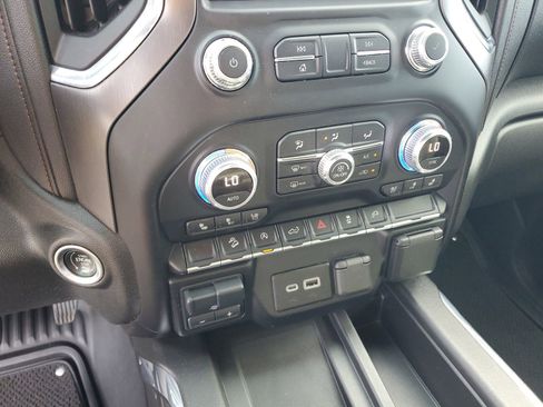 Used 2021 GMC Sierra 1500 AT4 w/ AT4 Preferred Package image 26
