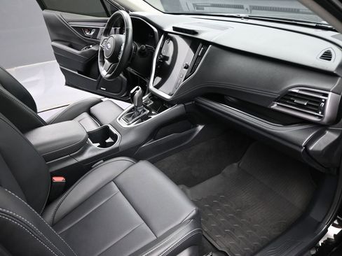 Used 2024 Subaru Outback Limited image 29