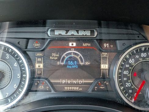 Used 2023 RAM 1500 Big Horn AWD/4WD image 9