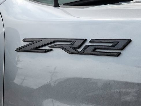 Used 2025 Chevrolet Silverado 2500 ZR2 w/ Technology Package AWD/4WD image 8
